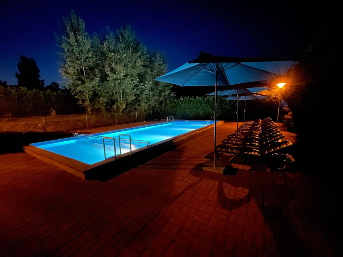 Osrodek Sportowo-Rekreacyjny Sloneczny Hotel Mszana Dolna Luaran gambar