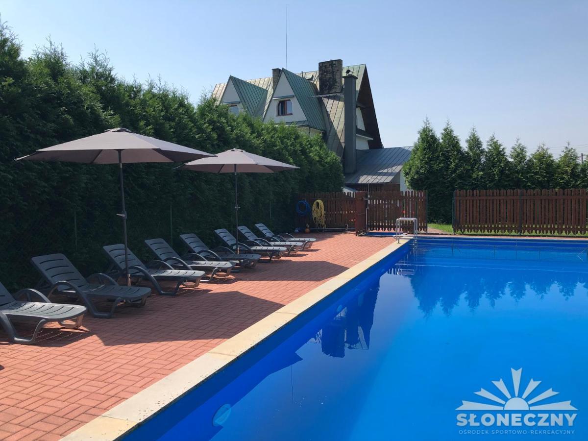 Osrodek Sportowo-Rekreacyjny Sloneczny Hotel Mszana Dolna Luaran gambar