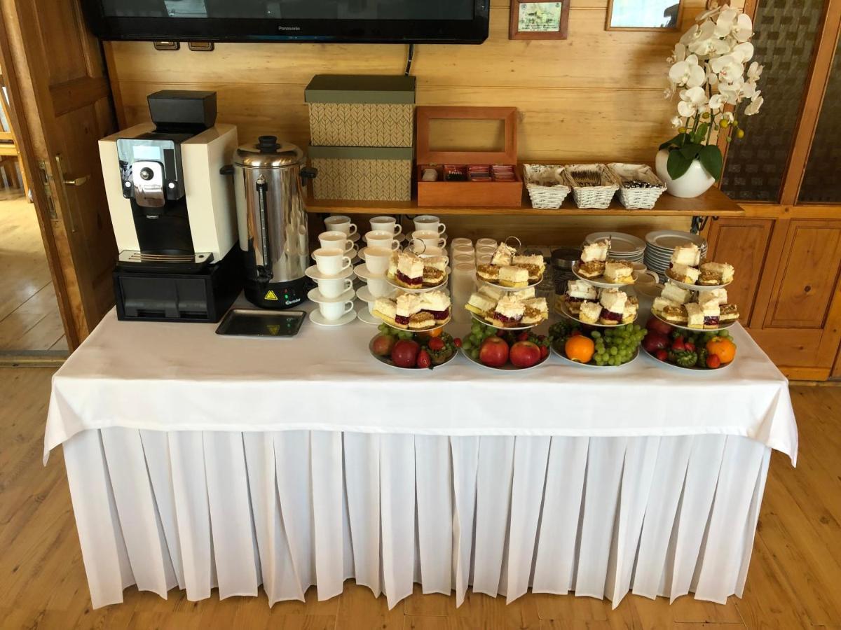 Osrodek Sportowo-Rekreacyjny Sloneczny Hotel Mszana Dolna Luaran gambar